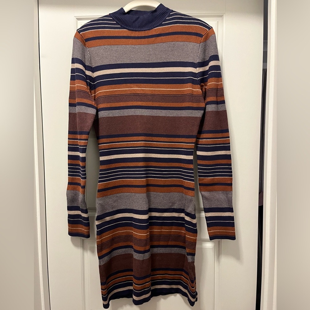 Ribbed bodycon striped dress